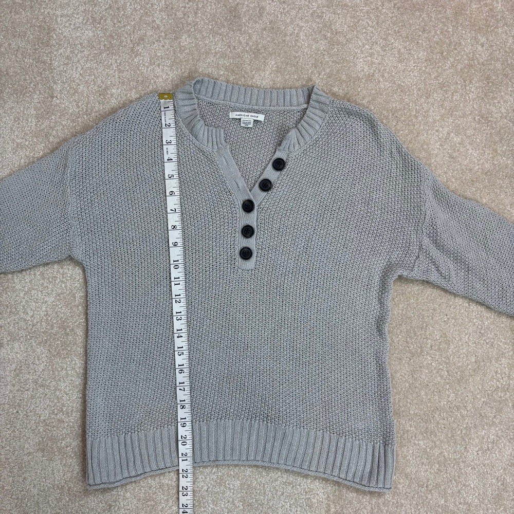 American Eagle Gray Button Front Chunky Knit Sweater Long Sleeve V-Neck Size XS - Picture 6 of 7